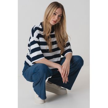 Tricou lejer cu dungi