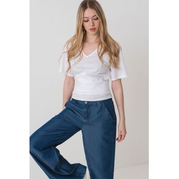 Tricou uni cu decolteu in V