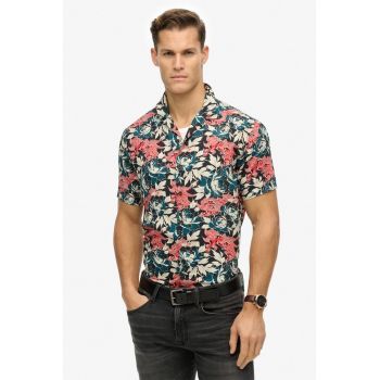Camasa cu model floral si guler ascutit