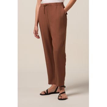Pantaloni cu talie ajustabila