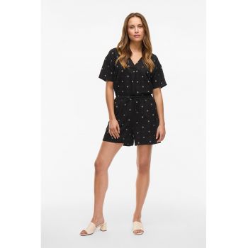 Pantaloni scurti cu snur in talie si model