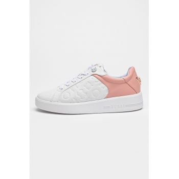 Pantofi sport din piele ecologica cu logo stantat
