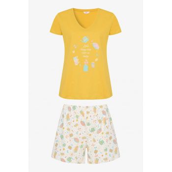 Pijama cu pantaloni scurti si imprimeu grafic