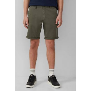 Q/S by s.Oliver Pantaloni scurti chino barbati - John - cu talie medie si croiala Regular fit - Verde inchis