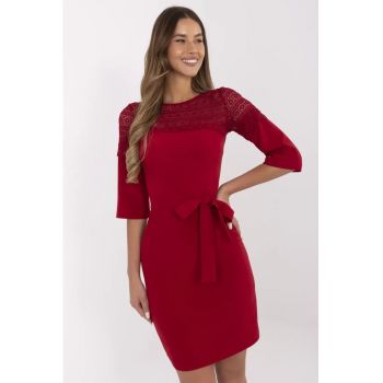 Rochie cambrata cu maneca medie