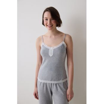 Top de pijama cu insertii de dantela