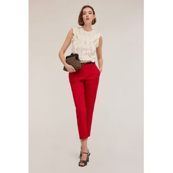 Top tricotat cu volane