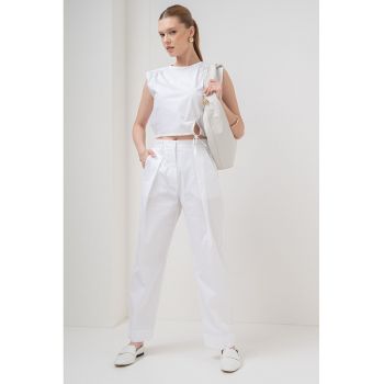 Bluza crop cu decupja