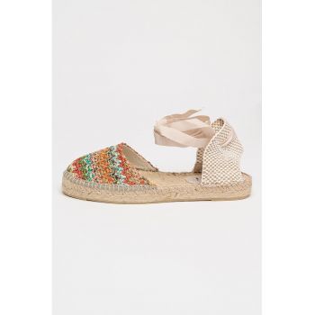 Espadrile cu snururi de ajustare