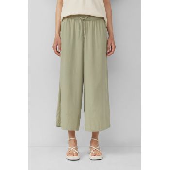 Pantaloni crop cu croiala ampla