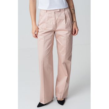 Pantaloni drepti cu talie medie