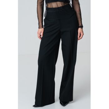 Pantaloni evazati eleganti cu talie inalta