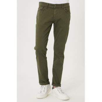 Pantaloni slim fit elastici
