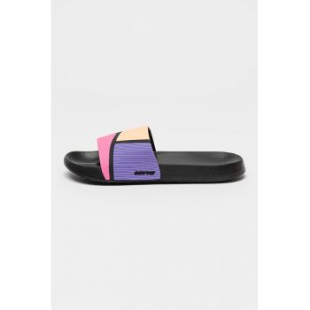 Papuci cu model colorblock