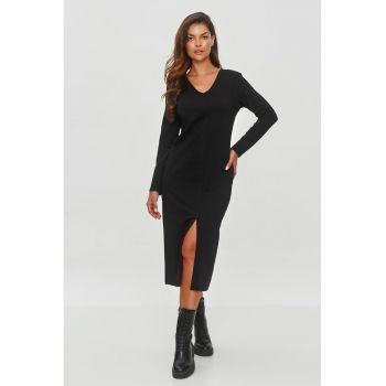 Rochie midi cu decolteu in V si crapatura frontala