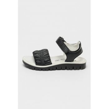 Sandale din piele ecologica cu velcro