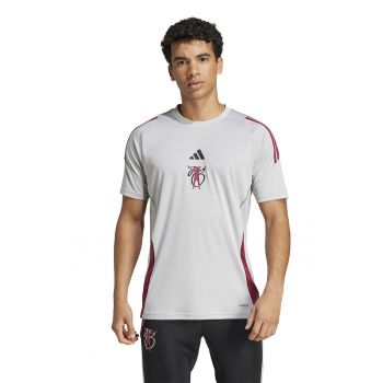 Tricou cu decolteu la baza gatului pentru fotbal