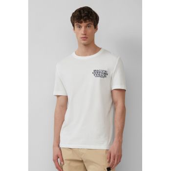Tricou cu decolteu la baza gatului si imprimeu text