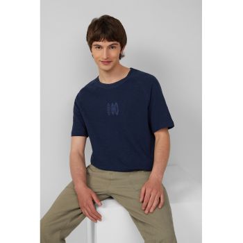 Tricou lejer cu decolteu rotund