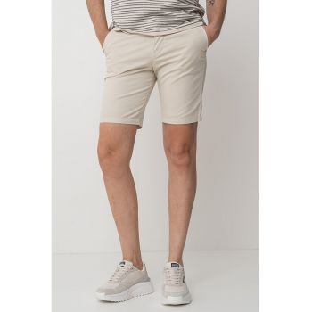 Bermude uni chino