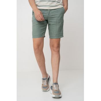Pantaloni chino scurti de in