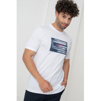 Tricou cu imprimeu si decolteu la baza gatului Dune