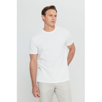 Tricou slim-fit cu model texturat