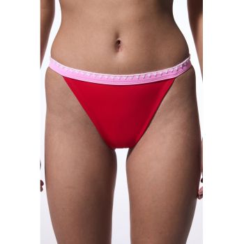 Bikini cu model uni