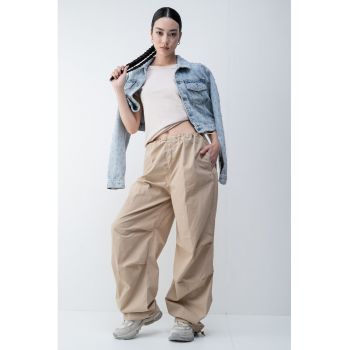 Pantaloni lejeri Hafisa