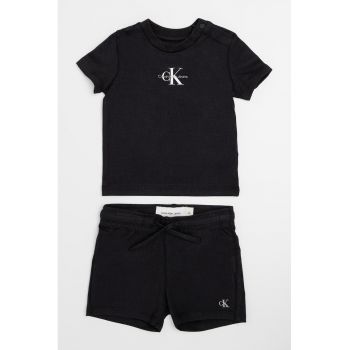 Set de pantaloni scurti si tricou din amestec de bumbac - 2 Piese