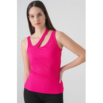 Top striat cu croiala asimetrica