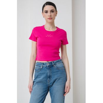 Tricou crop cu imprimeu logo