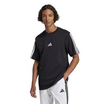 Tricou cu decolteu la baza gatului si benzi logo pe maneci