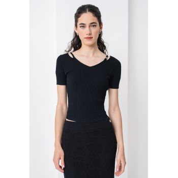 Tricou striat cu decolteu in V Shata