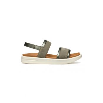 Sandale cu inchidere velcro si garnituri din piele intoarsa