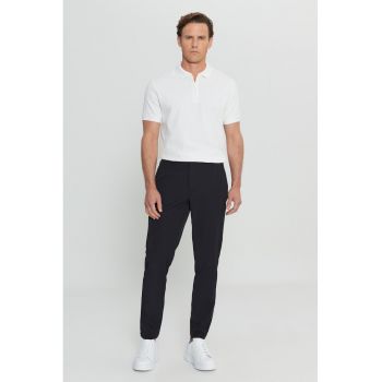Pantaloni conici cu talie medie