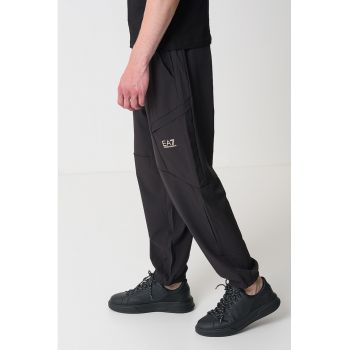 Pantaloni lejeri cu talie medie
