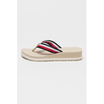 Papuci flip-flop cu logo
