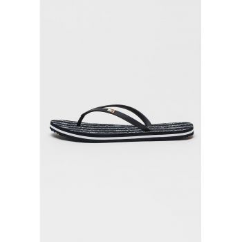 Papuci flip-flop cu logo discret
