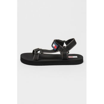 Sandale din material textil cu inchidere velcro