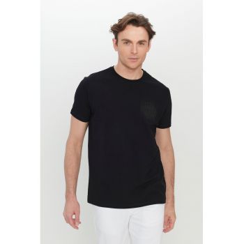 Tricou din bumbac cu decolteu la baza gatului