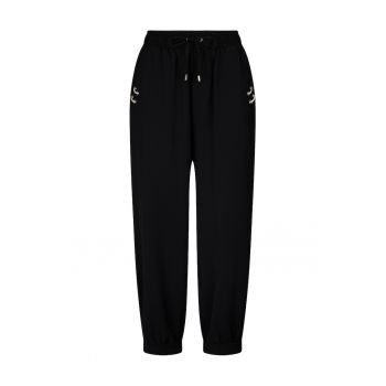 Pantaloni crop de trening cu detaliu metalic