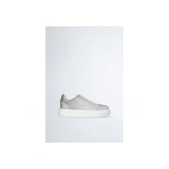 Pantofi sport cu aspect stralucitor