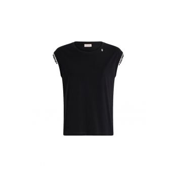 Tricou uni cu decolteu la baza gatului