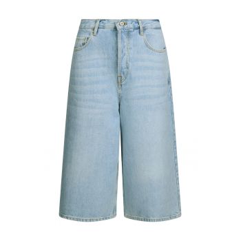 Bermude evazate de denim