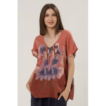 Bluza din in oversize cu funda la spate si imprimeu floral stilizat pastel, pe fond roz inchis