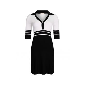 Rochie tricotata cu decolteu in V