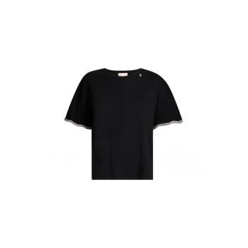 Tricou uni cu decolteu la baza gatului