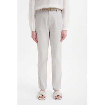 Pantaloni chino drepti cu buzunare oblice