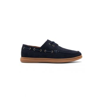Pantofi boat de piele intoarsa